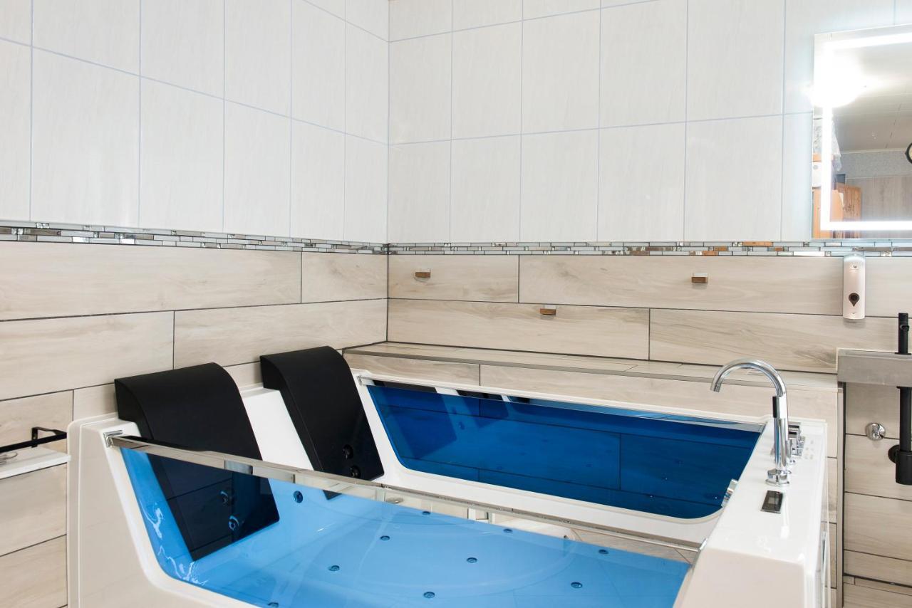Spawo Mit Sauna Und Whirpool Pfullendorf Luaran gambar