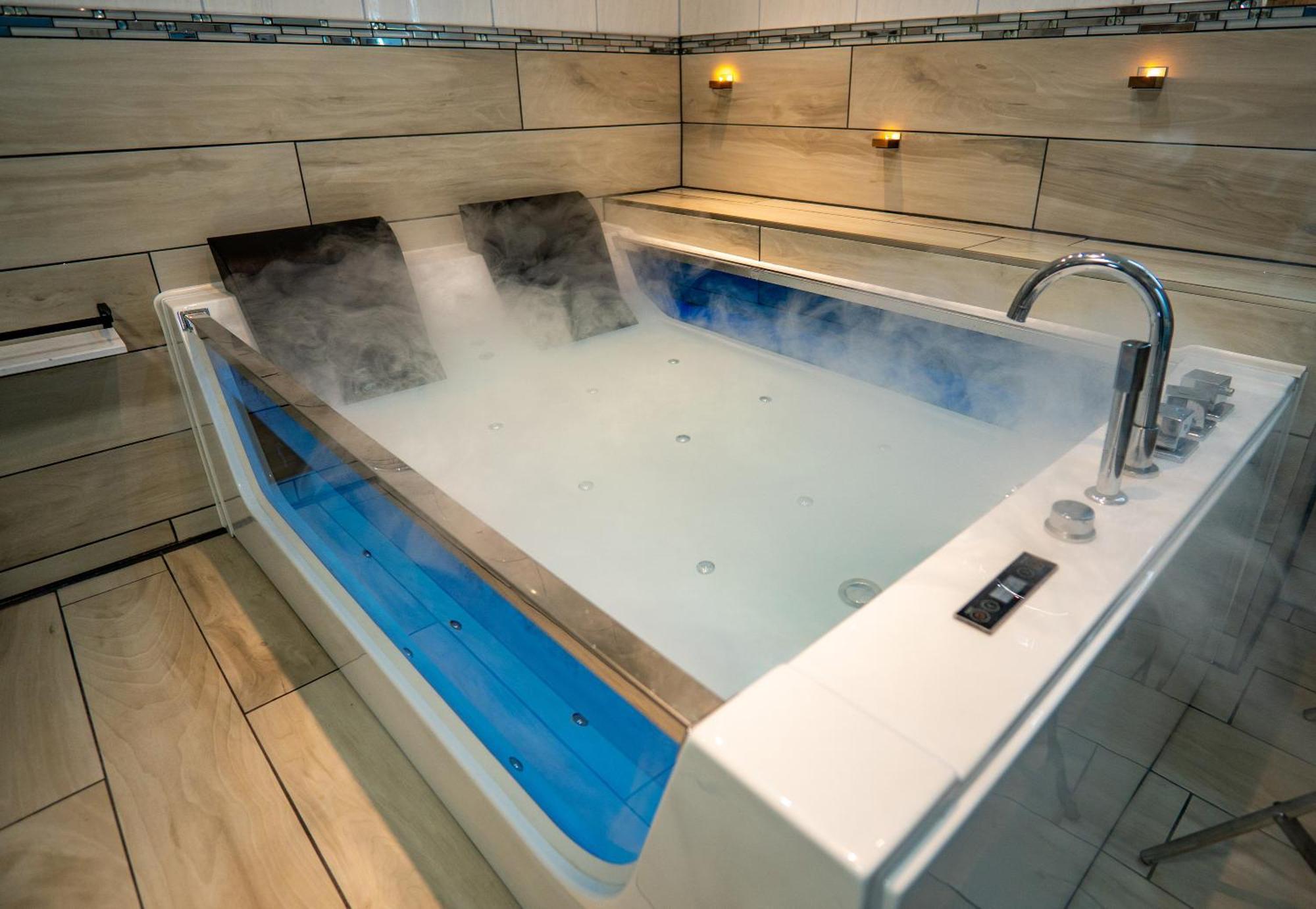 Spawo Mit Sauna Und Whirpool Pfullendorf Luaran gambar