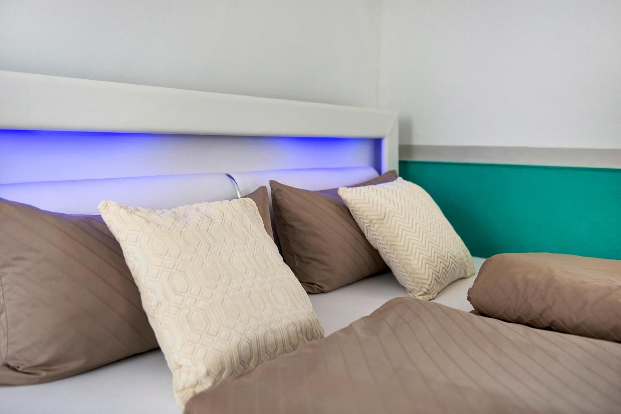 Spawo Mit Sauna Und Whirpool Pfullendorf Luaran gambar