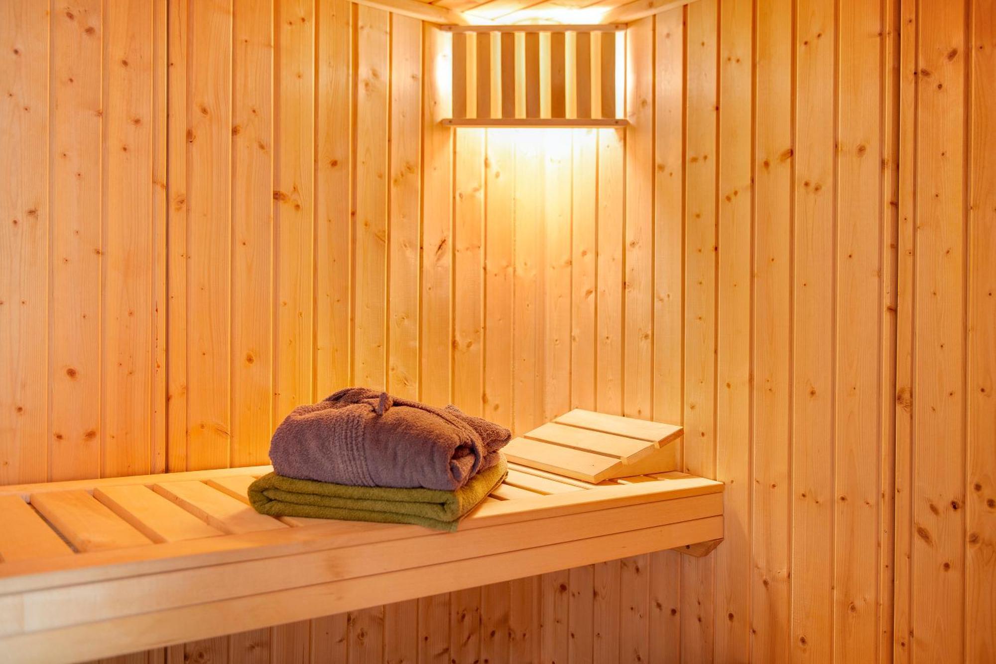 Spawo Mit Sauna Und Whirpool Pfullendorf Luaran gambar